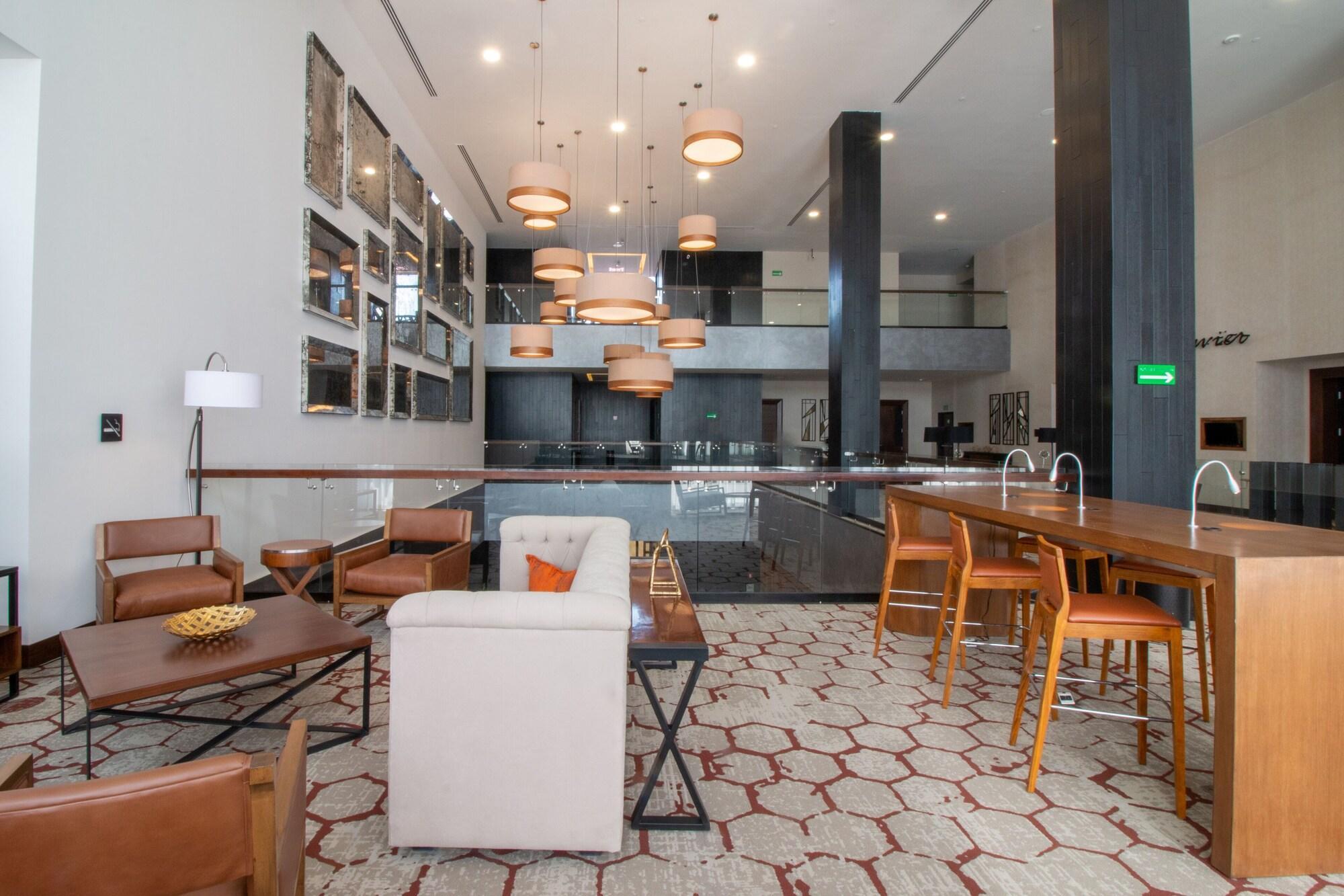 Doubletree By Hilton Celaya Celaya  Extérieur photo