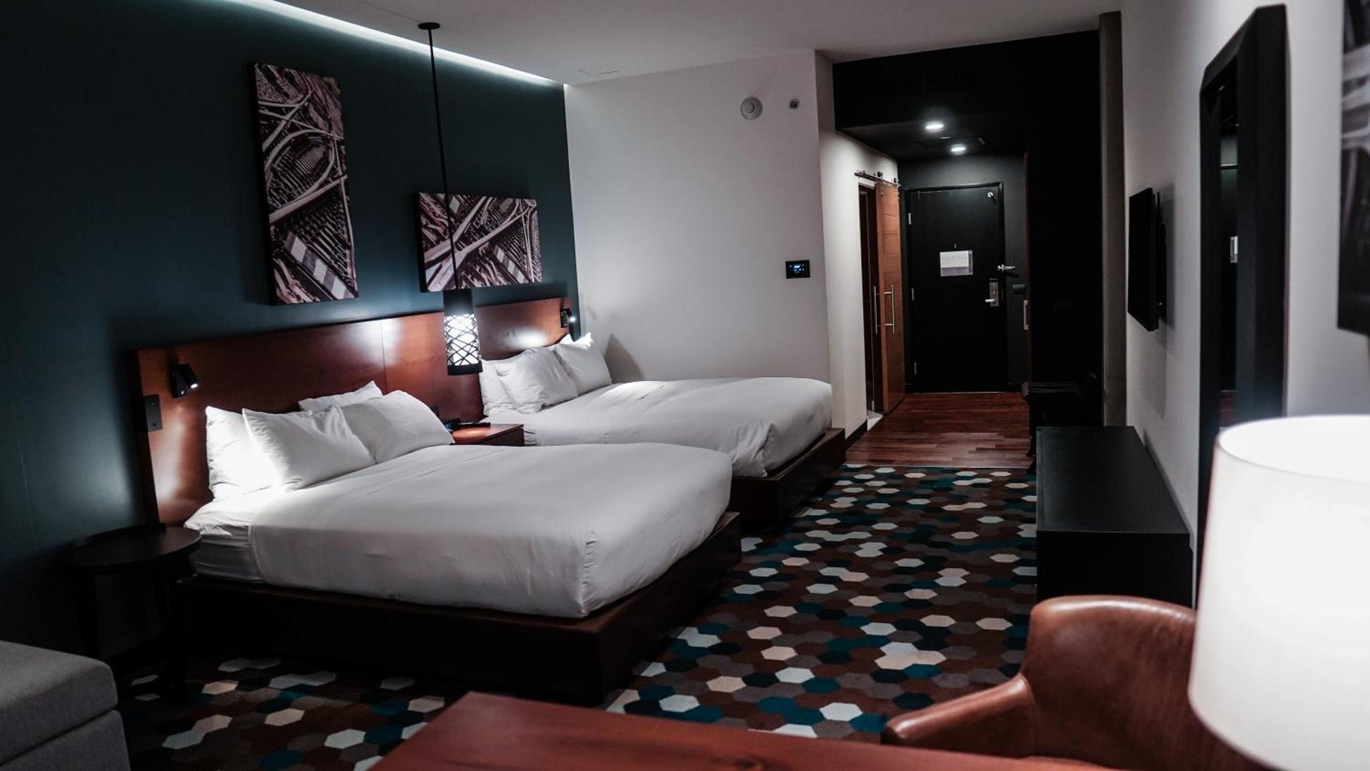 Doubletree By Hilton Celaya Celaya  Extérieur photo