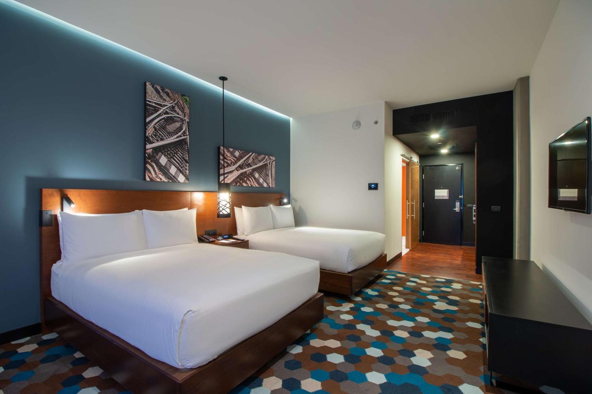 Doubletree By Hilton Celaya Celaya  Extérieur photo
