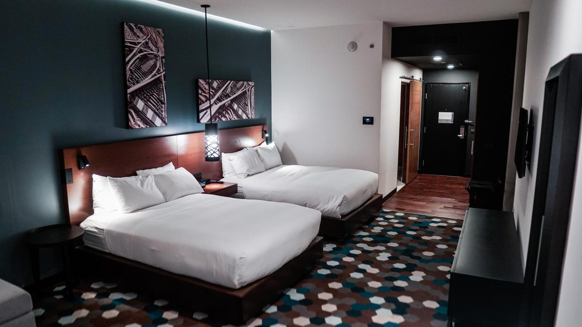 Doubletree By Hilton Celaya Celaya  Extérieur photo